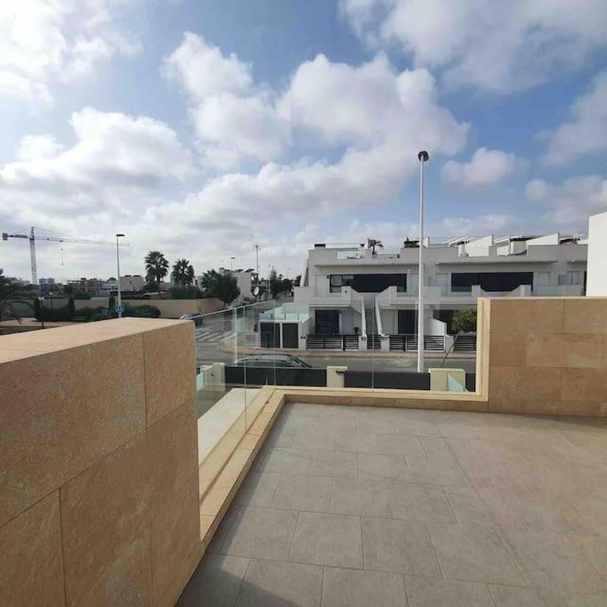 סן פדרו דל פינטר Villa Lisa Haus Mit Eigenem Pool מראה חיצוני תמונה
